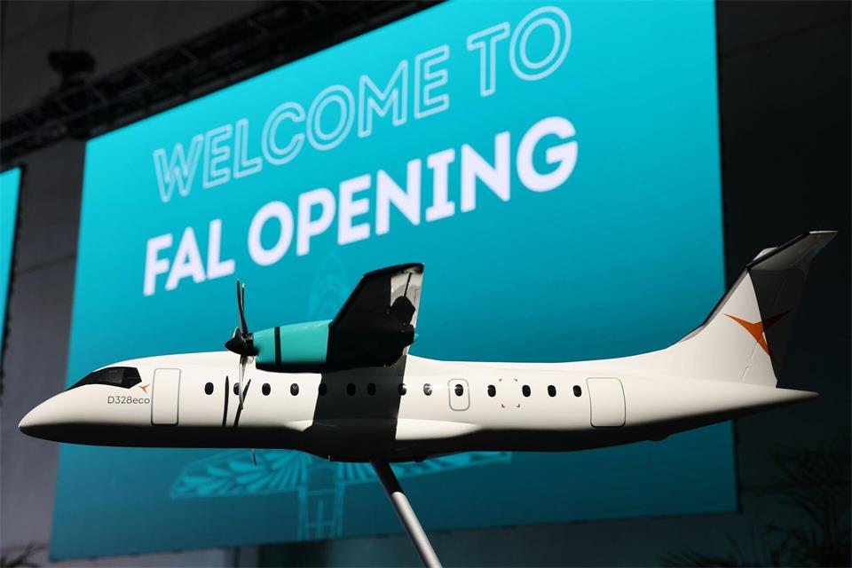 Neues Werk für Regionalflugzeuge am Flughafen Leipzig/Halle.Jan Woitas/dpa