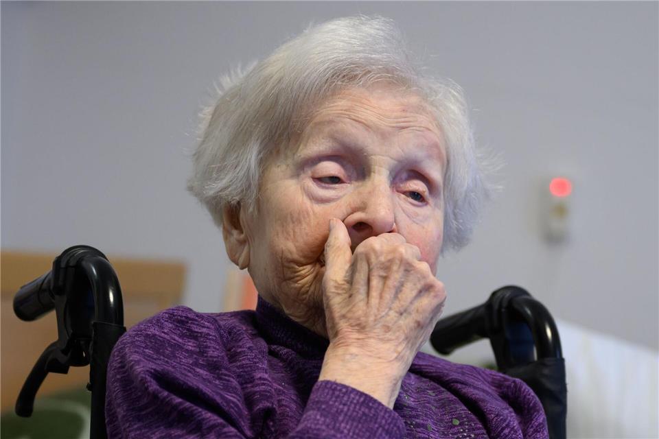 Neumann sitzt mittlerweile im Rollstuhl. Hendrik Schmidt/dpa