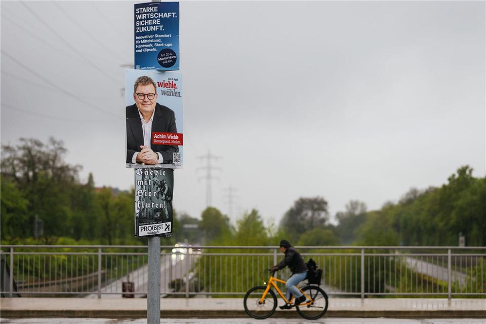 Neun Kandidaten gehen ins Rennen.Philipp von Ditfurth/dpa