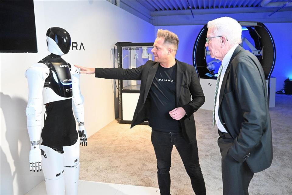 Neura Robotics erhält Auftrag von Schaeffler. (Foto Archiv)Bernd Weißbrod/dpa