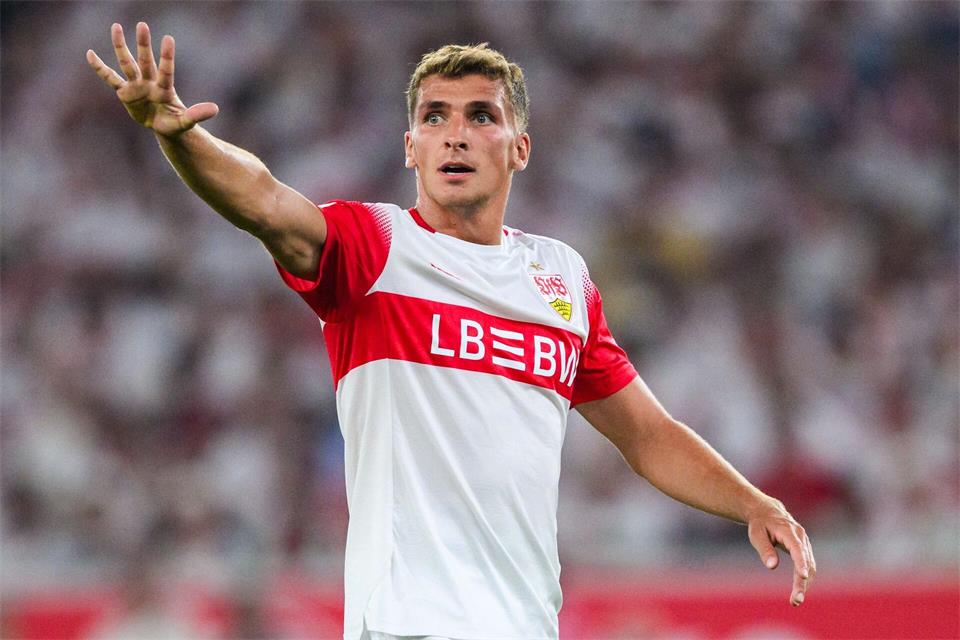 Neuzugang Grischa Prömel ist sofort ein Anführer beim VfB Stuttgart. (Archivbild)Tom Weller/dpa