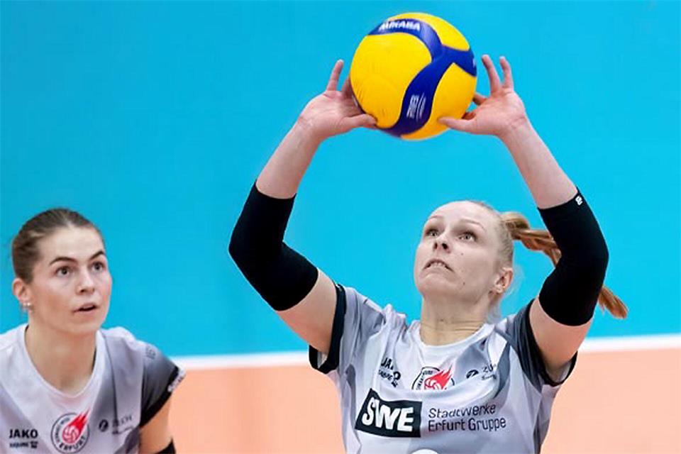 Neuzugang vom Ligakonkurrenten Schwarz-Weiß Erfurt: Zuspielerin Antonia Greskamp schließt sich den Skurios Volleys Borken an.