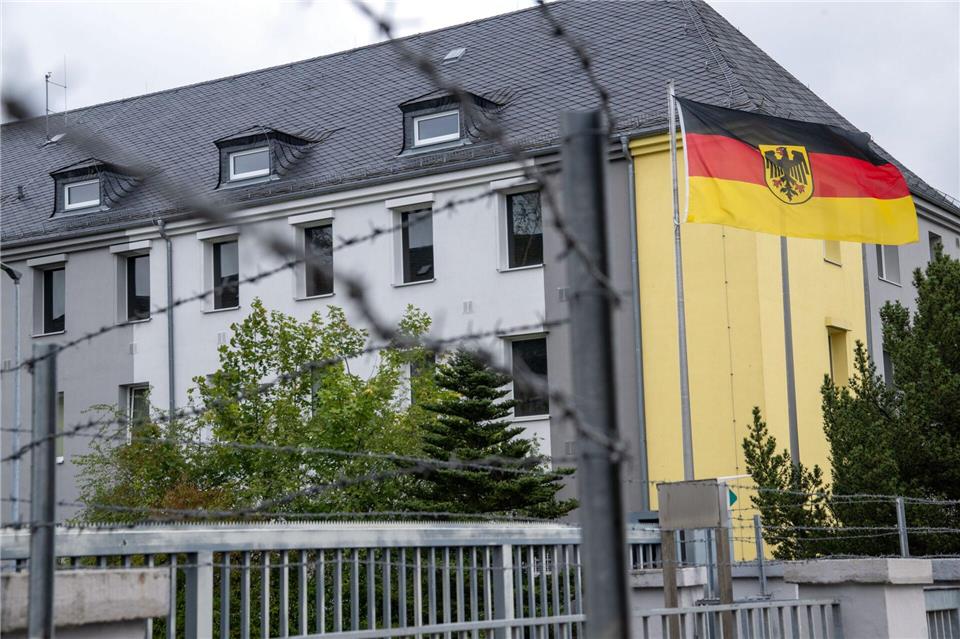 Nicht alle Kasernen der Bundeswehr sind Neubauten mit modernem Standard. (Symbolbild) Pia Bayer/dpa