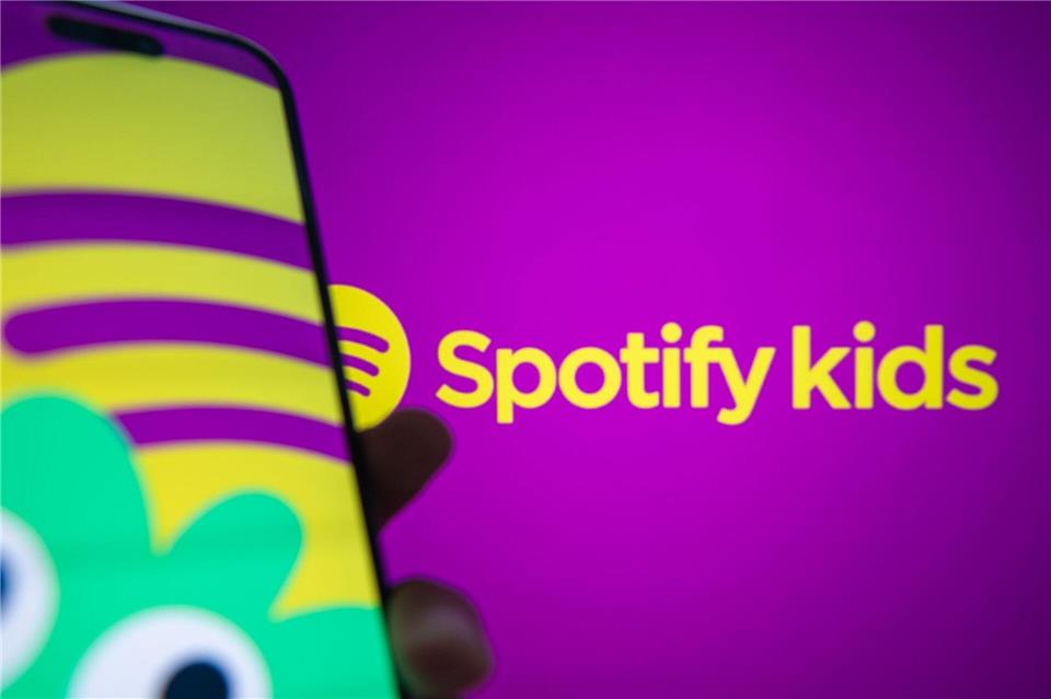 Musik-Kontrolle: Spotify mit Kindersicherung nutzen  Nicht alles ist für Kinderaugen bestimmt: So gibt es einige Ableger bekannter Anbieter, die tauglich sein sollen für die Kleinen.Zacharie Scheurer/dpa-tmn