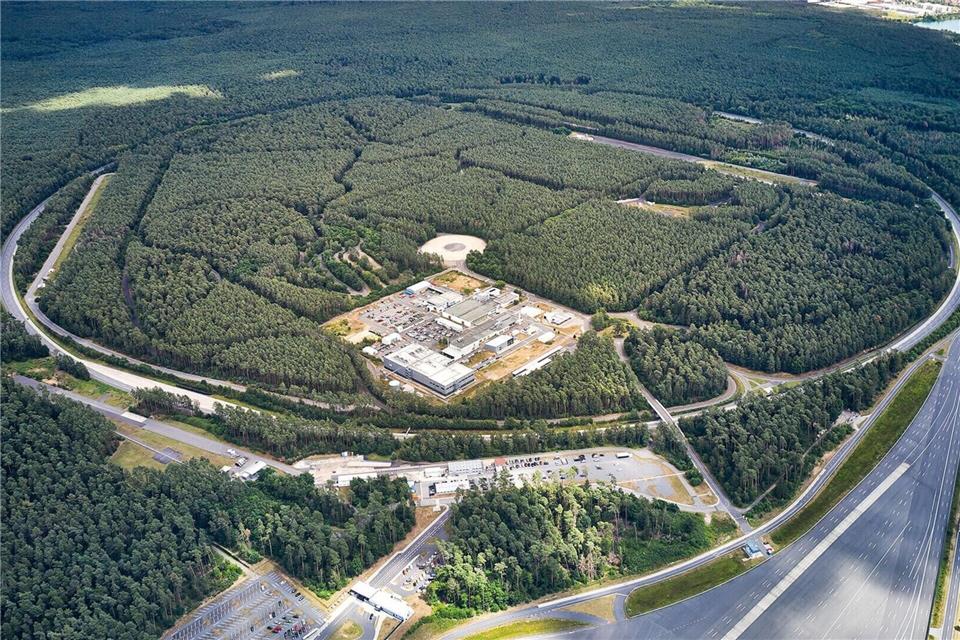 Nicht ausgelastet: Das von Opel erbaute Auto-Testzentrum in Rodgau-Dudenhofen. O.Roesler/Segula Technologies/dpa