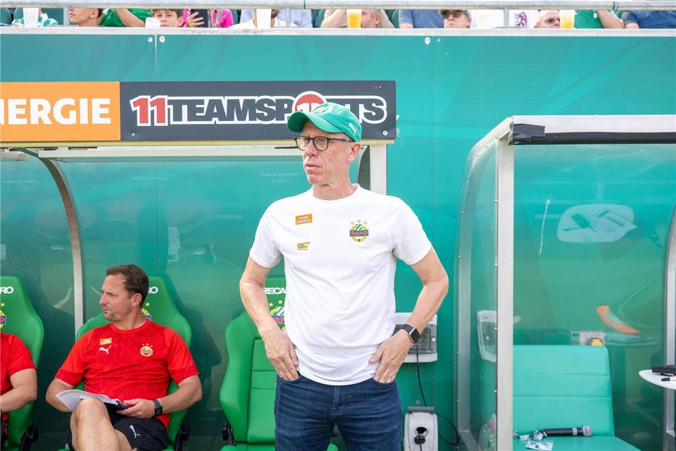 Nicht mehr Trainer in Wien: Peter Stöger. (Archivfoto) Matthias Koch/dpa