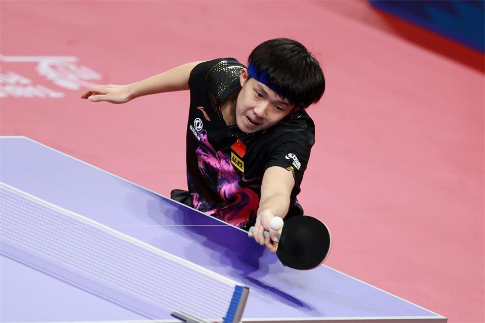 Nicht mehr die Nummer eins der Weltrangliste: Tischtennis-Weltmeister Wang Chuqin aus China.Xu Bingjie/Xinhua/dpa