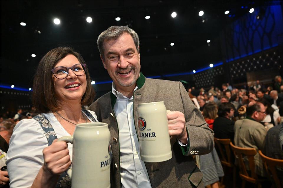 Nicht nur Parteifreunde loben Ilse Aigner für ihre Bürgernähe. (Archivbild) Peter Kneffel/dpa