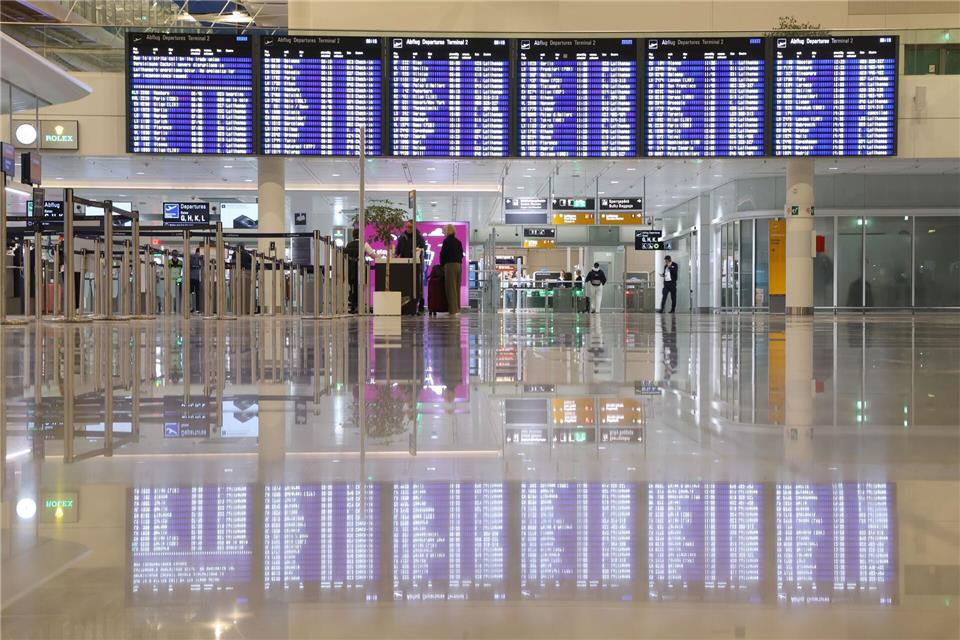 Nicht viel los in der Abflughalle des Terminal 2.Karl-Josef Hildenbrand/dpa