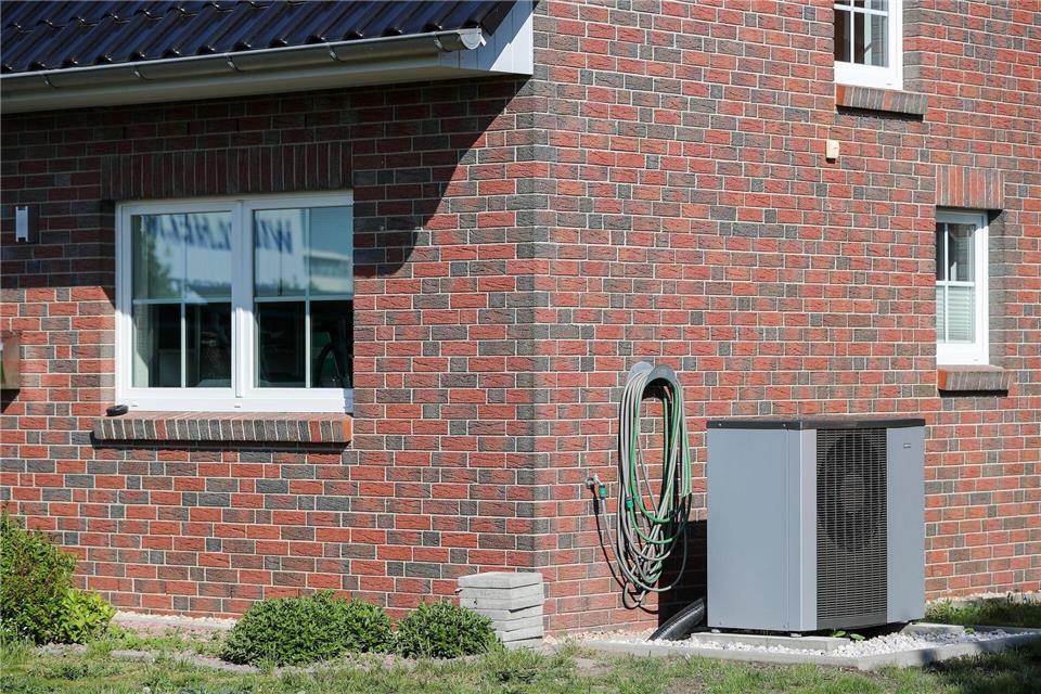 Nicht vom Namen irritieren lassen: Auch Wärmepumpen können unter Umständen kühlen.picture alliance/dpa