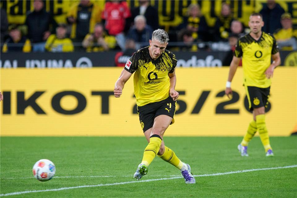 Nico Schlotterbeck ist auch wegen seiner Pässe für den BVB wichtig.Bernd Thissen/dpa