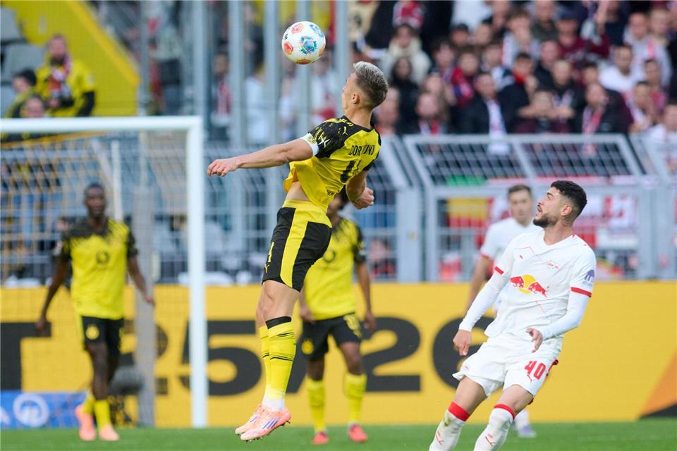 Nico Schlotterbeck stand wieder in der Startelf. Bernd Thissen/dpa