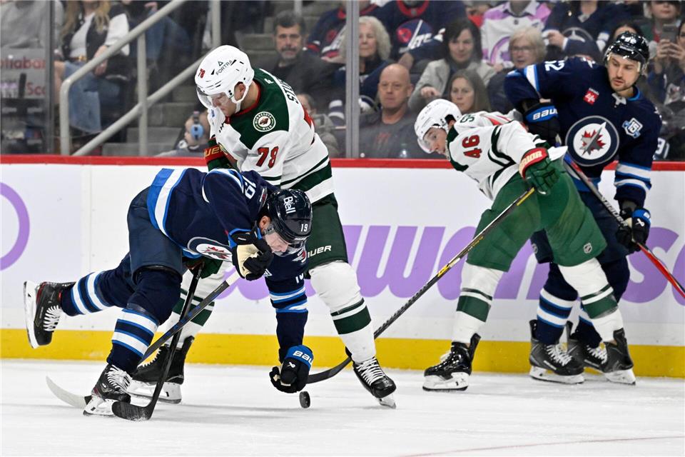 Nico Sturm (78) von der Minnesota Wild gab sein NHL-Comeback.Fred Greenslade/The Canadian Press/AP/dpa