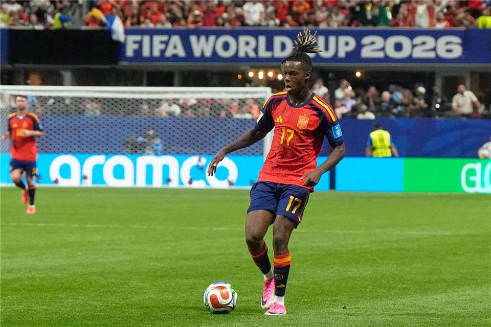 Nico Williams könnte bei dieser WM wieder zum Einsatz kommen für Spanien. (Archiv-Foto)Mike Stewart/AP/dpa