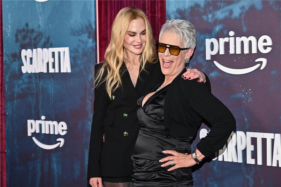 Nicole Kidman (l) und Jamie Lee Curtis besuchen die Premiere von „Scarpetta“ von Prime Video im Regal Union Square. (Archivbild)Evan Agostini/Invision/AP/dpa