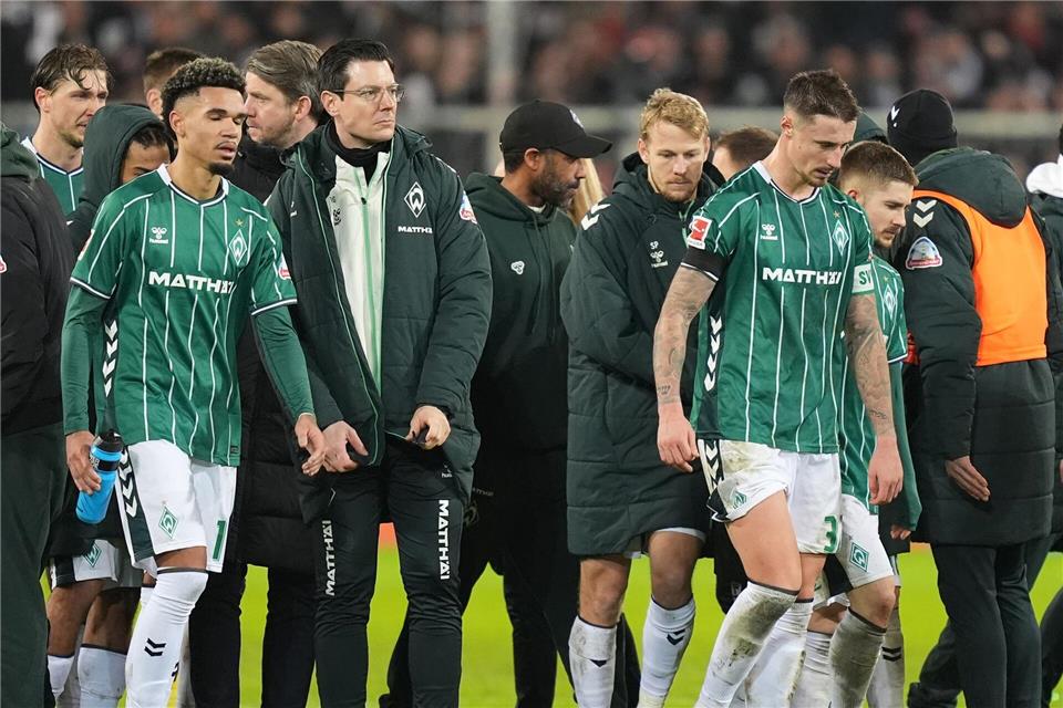 Niedergeschlagen: Werder Bremen nach dem 1:2 bei Tabellennachbar FC St. Pauli. Marcus Brandt/dpa
