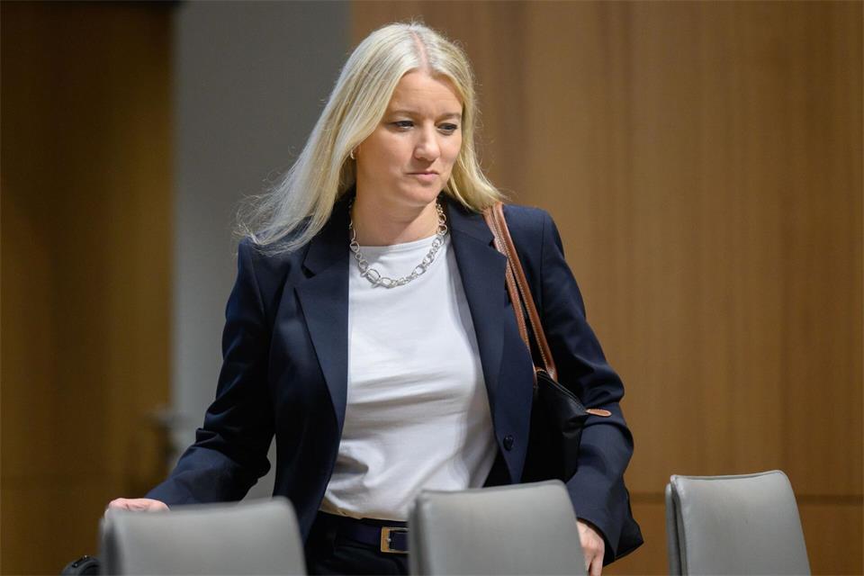 Niedersachsens Justizministerin Wahlmann dachte nach eigener Aussage an Ermittlungen gegen einen SPD-Kandidaten in ihrem Bundesland. (Archivbild)Julian Stratenschulte/dpa
