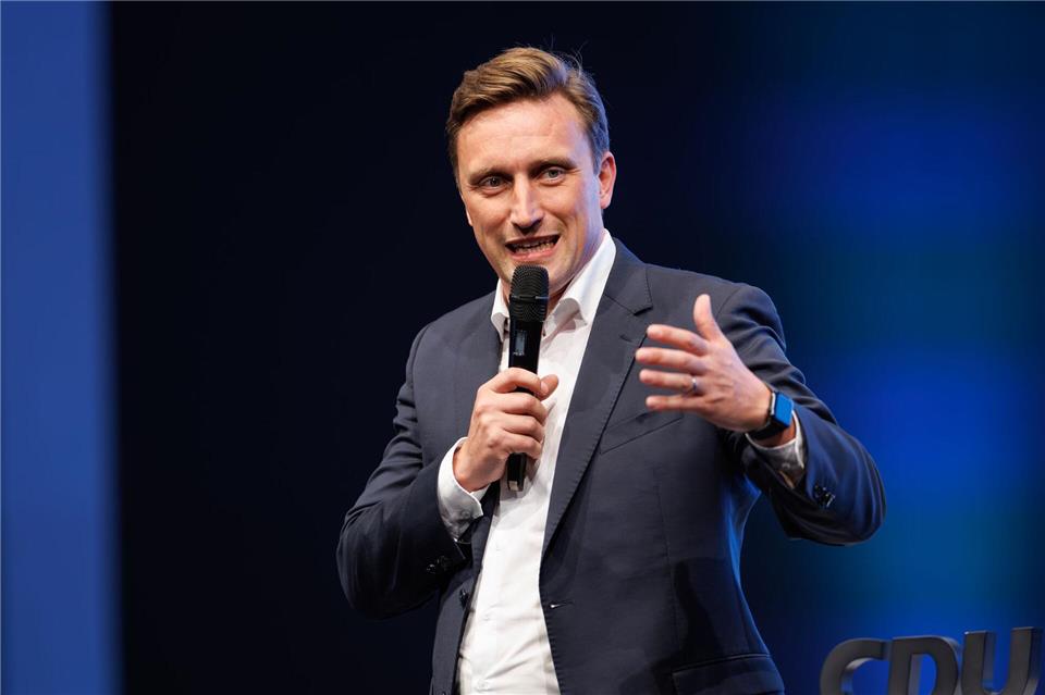 Niedersachsens Landesregierung muss in der Abschiebepolitik umsteuern, findet CDU-Chef Lechner. (Archivbild)Friso Gentsch/dpa