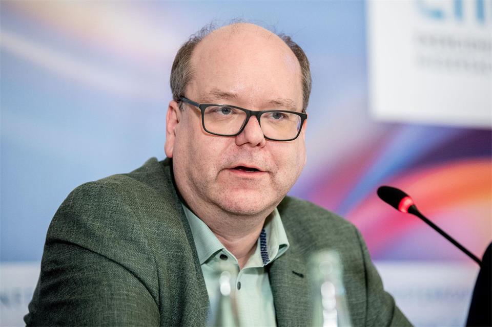 Niedersachsens Umweltminister Christian Meyer fordert: Einleitung salzhaltiger Abwässer in Werra und Weser 2027 beenden. (Archivbild)Hauke-Christian Dittrich/dpa