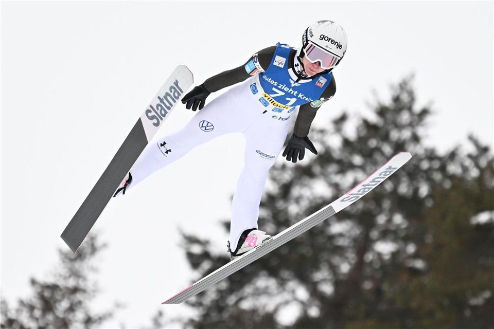 Nika Prevc flog auch in Villach allen davon.Barbara Gindl/APA/dpa