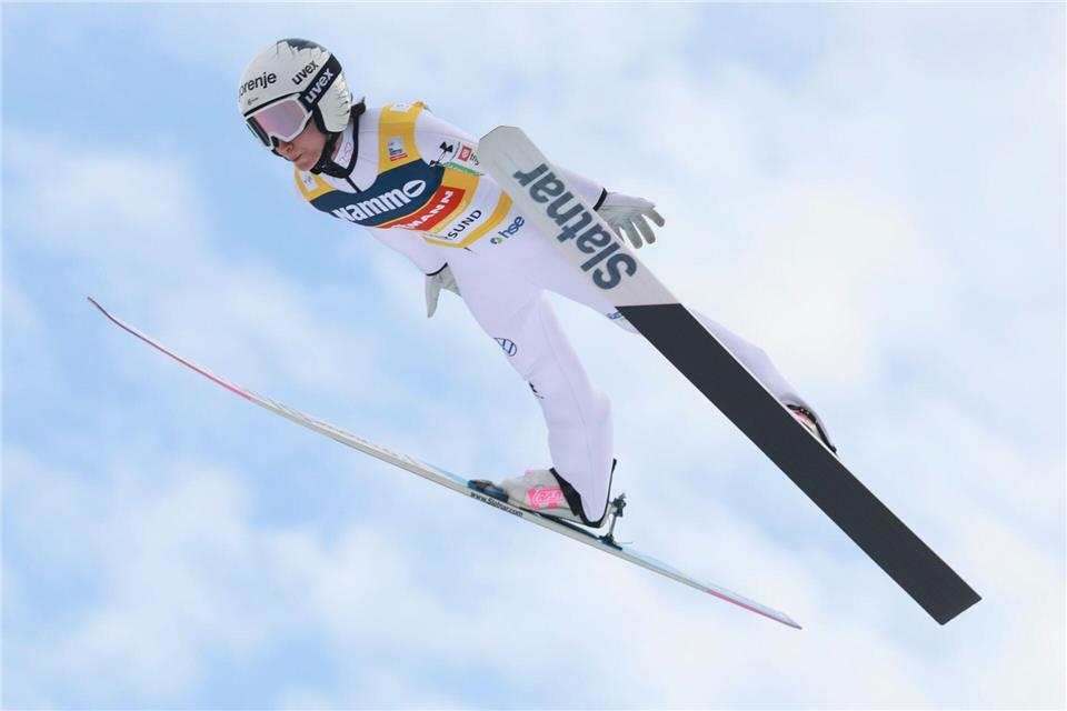 Nika Prevc steigerte ihre eigene Bestmarke. (Archivbild)Trond R Teigen/NTB Scanpix/AP/dpa