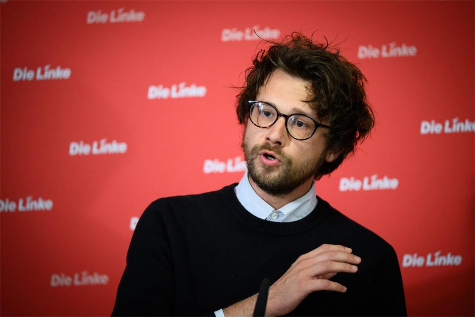 Niklas Schenker hält den Vorstoß für offensichtlich verfassungswidrig. (Archivbild) Bernd von Jutrczenka/dpa