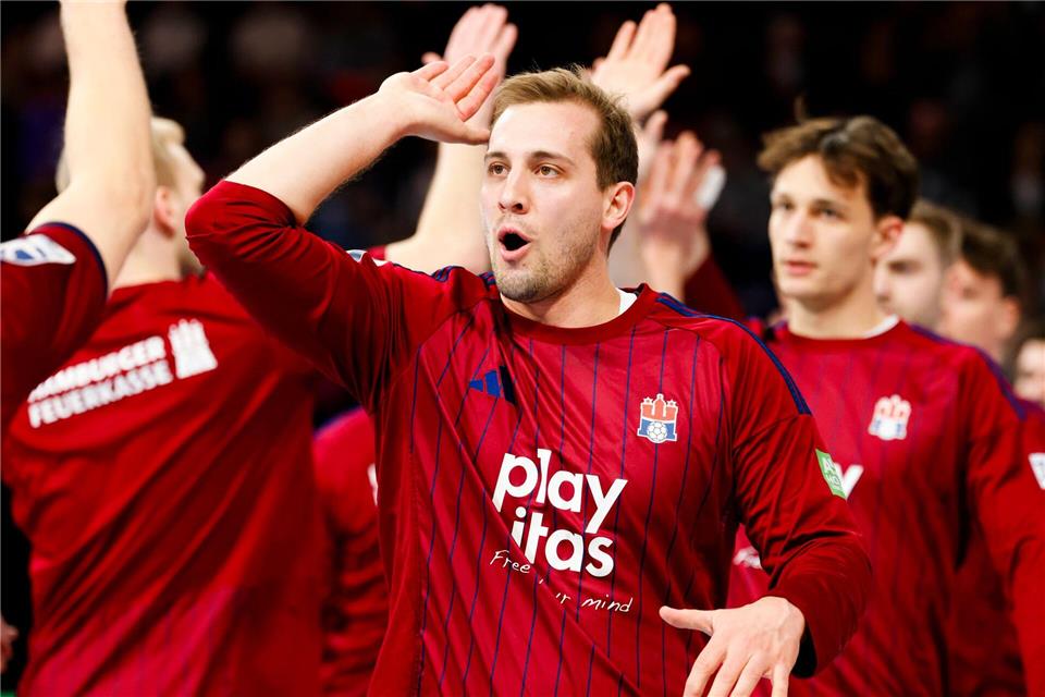 Niklas Weller beendet am Saisonende seine aktive Karriere beim HSV Hamburg. (Archivbild)Frank Molter/dpa