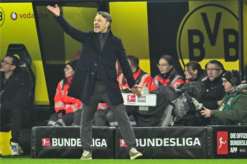Niko Kovac hat nach dem Sieg gegen Gladbach auch über Nico Schlotterbeck gesprochen.Bernd Thissen/dpa