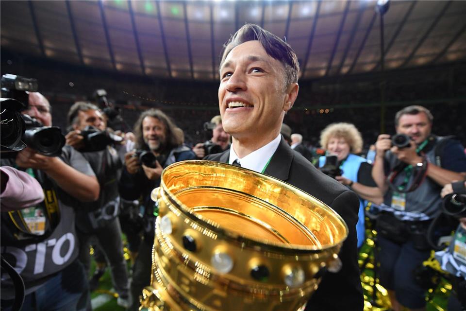 Keine Nachsicht für alte Liebe: Kovac will Pokal-Coup landen  Niko Kovac holte 2018 mit Eintracht Frankfurt den DFB-Pokal. (Archivbild)Arne Dedert/dpa