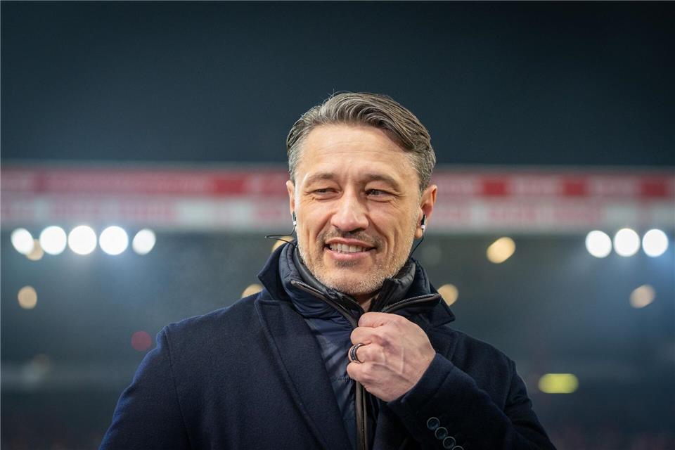 Niko Kovač muss in der Defensive umbauen.Soeren Stache/dpa