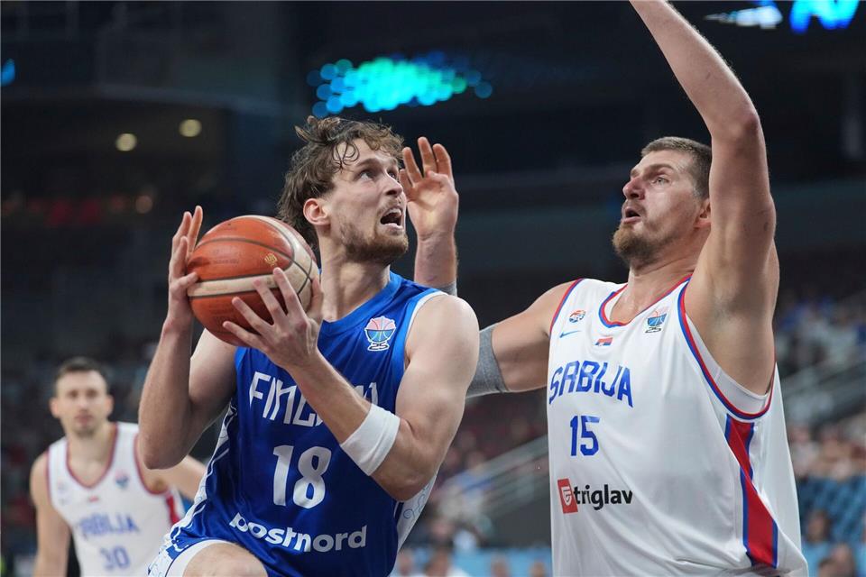 Nikola Jokic und Serbien sind bei der Basketball-EM überraschend ausgeschieden.Sergei Grits/AP/dpa