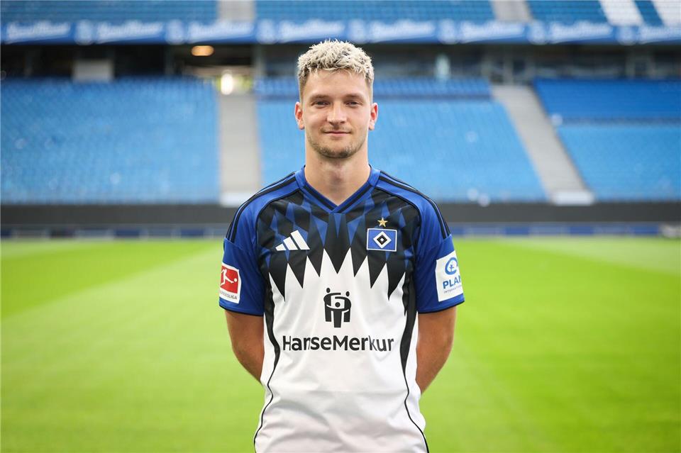 Noah Katterbach darf wieder bei den HSV-Profis ran. (Archivbild)Christian Charisius/dpa