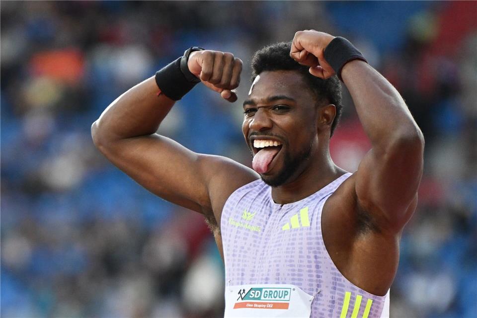 Noah Lyles lief zu einer neuen Bestzeit über die ungewohnten 150 Meter.Lukas Kabon/AP/dpa