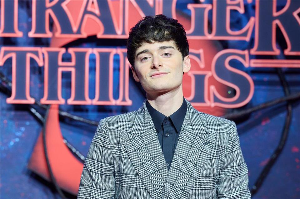 Noah Schnapp outete sich vor zwei Jahren selbst als schwul. (Archivbild)Annette Riedl/dpa