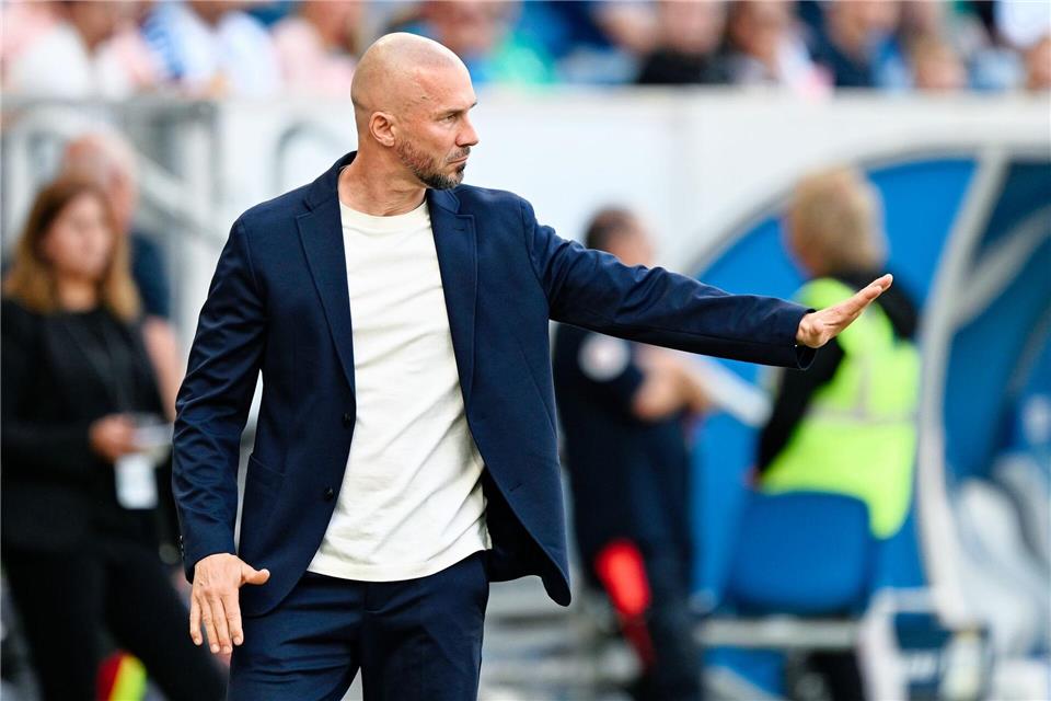 Noch im Rennen um die Champions-League-Teilnahme: Hoffenheims Trainer Christian Ilzer. Uwe Anspach/dpa