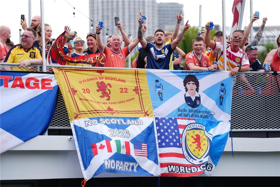 Noch in Miami, bald wieder in Boston? Die schottischen Fans.Andrew Milligan/PA Wire/dpa