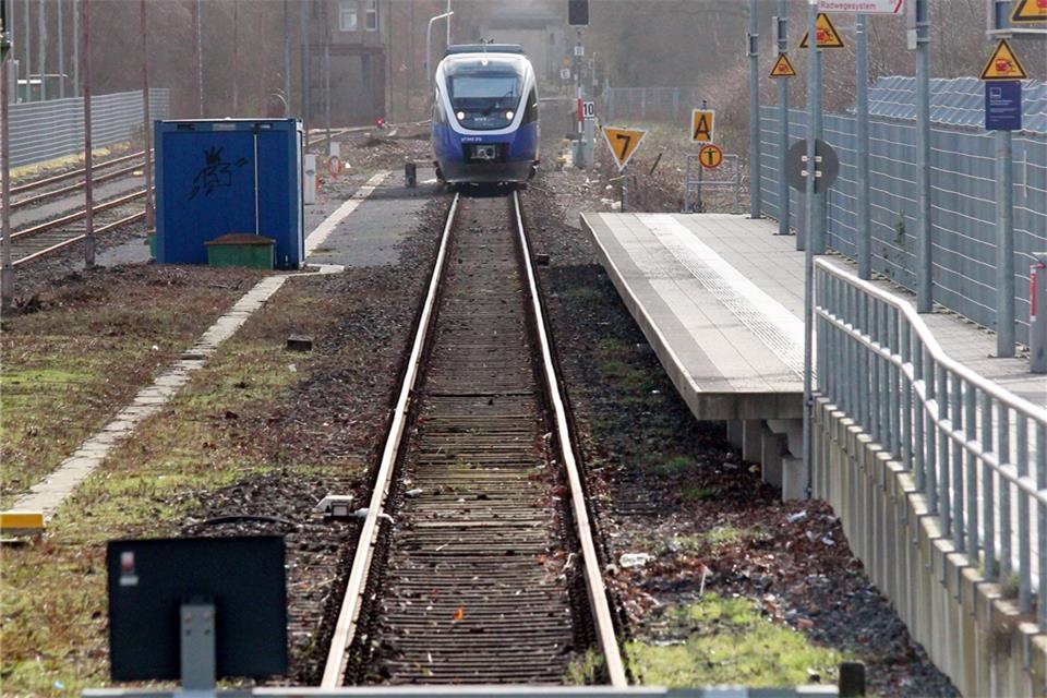 Noch ist der Borkener Bahnhof ein sogenannter Kopfbahnhof. Für einen Neubau der Strecke Bocholt-Coesfeld müsste er komplett umgebaut werden.