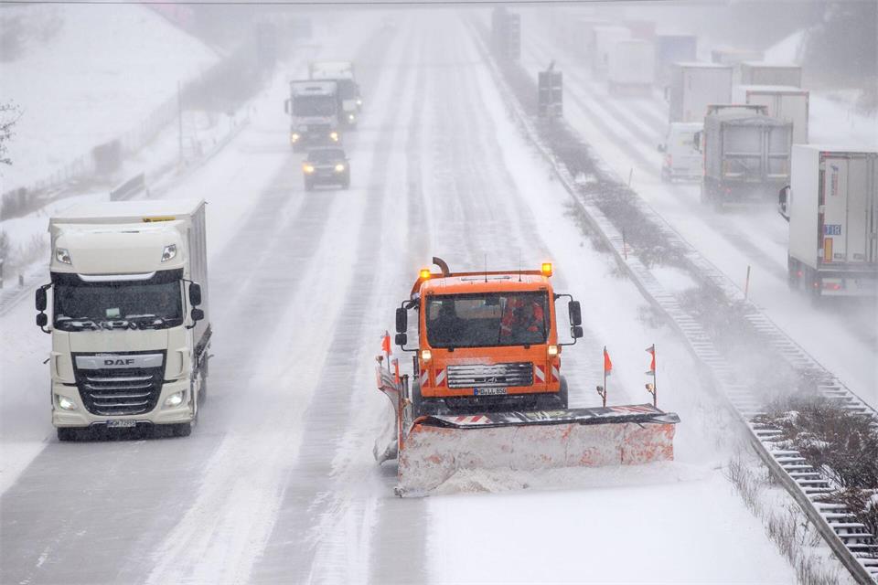 Noch ist der Schnee weit entfernt. (Archivbild) Klaus-Dietmar Gabbert/dpa-Zentralbild/ZB