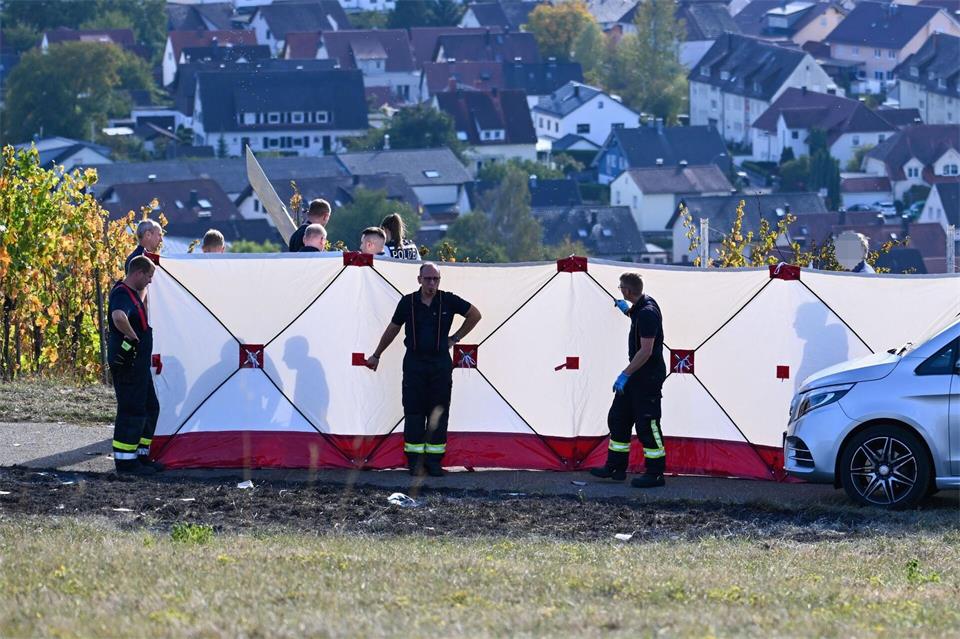 Noch ist vieles unklar nach dem Absturz eines Kleinflugzeuges.Marius Bulling/onw-images/dpa