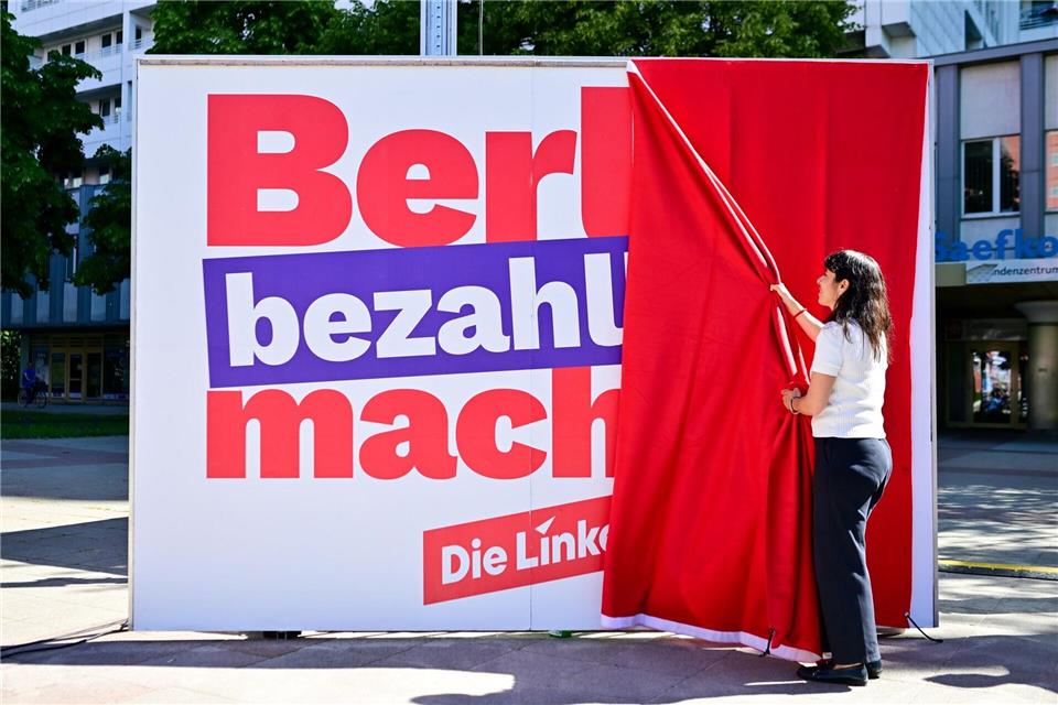 Noch sind Wahlplakate in Berlin an wenigen Stellen zu sehen. (Archivfoto)Sebastian Christoph Gollnow/dpa