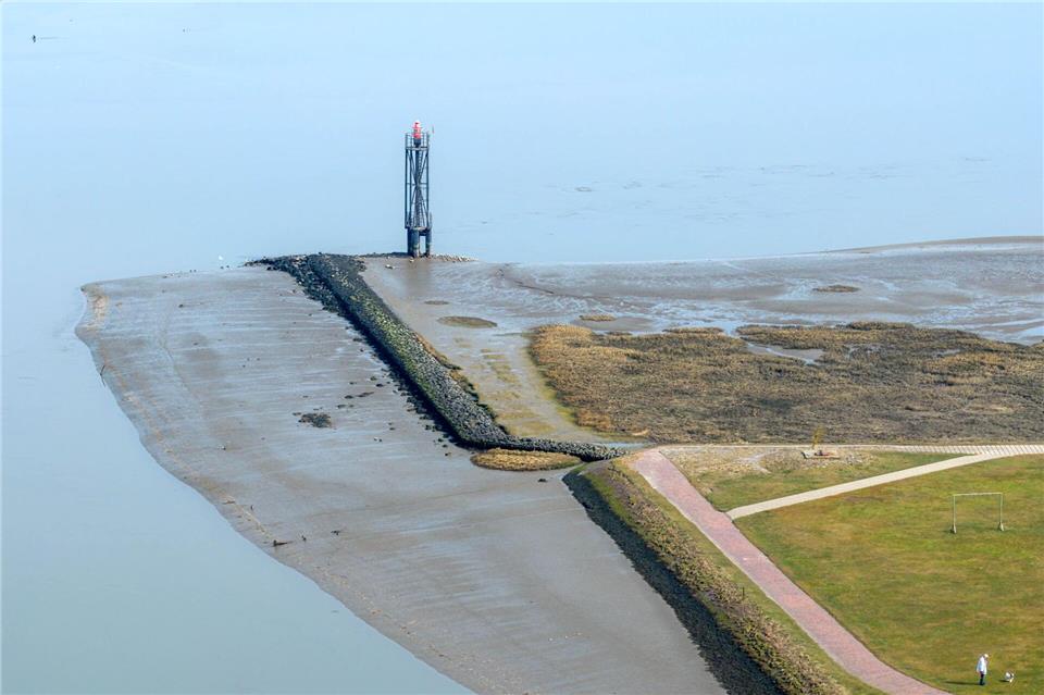 Noch stehen einige Untersuchungen für den Standort aus - etwa beim Baugrund. Sina Schuldt/dpa