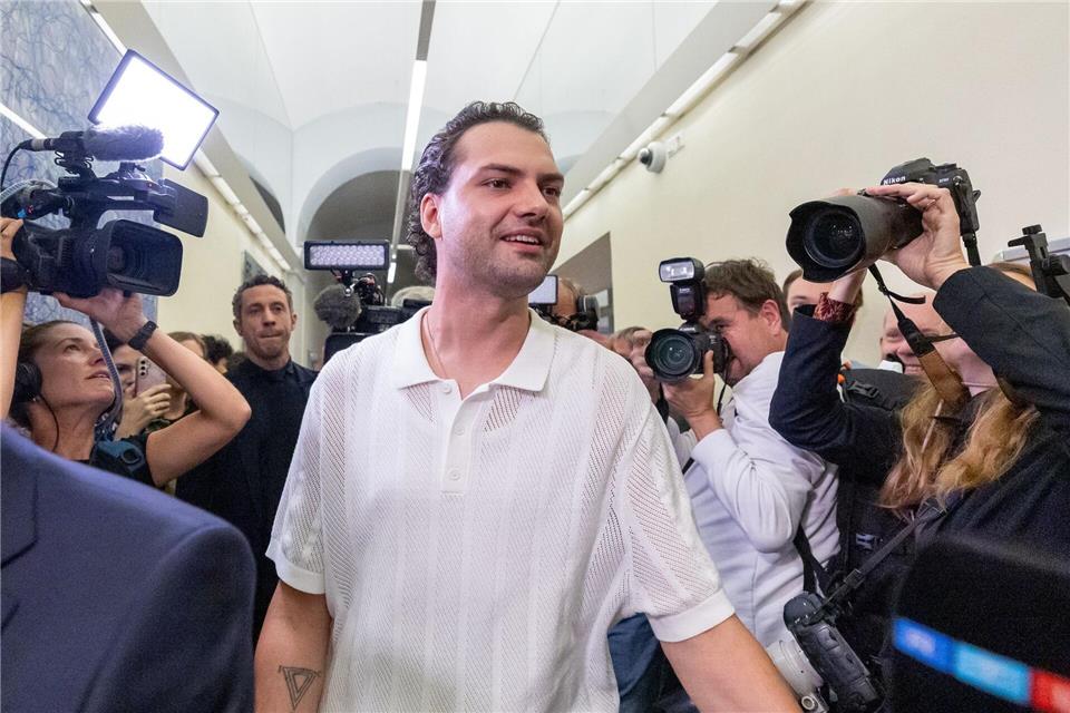 Noch wartet Jimi Blue Ochsenknecht auf seinen Reisepass und die Erlaubnis, Österreich verlassen zu dürfen. (Archivbild)Expa/Johann Groder/APA/dpa