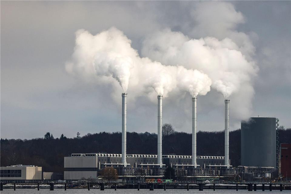 Noch wird Gas im Küstenkraftwerk Kiel in 20 Motoren zur Strom- und Wärmeerzeugung verbrannt. (Archivbild)Frank Molter/dpa