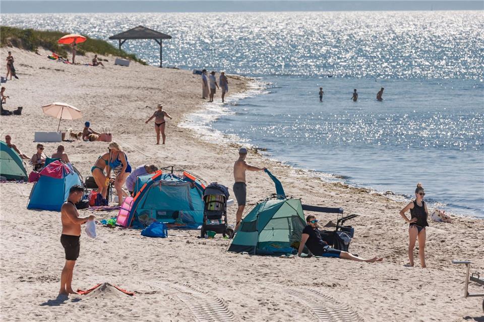 Nord- und Ostsee locken viele Touristen nach Schleswig-Holstein.Markus Scholz/dpa