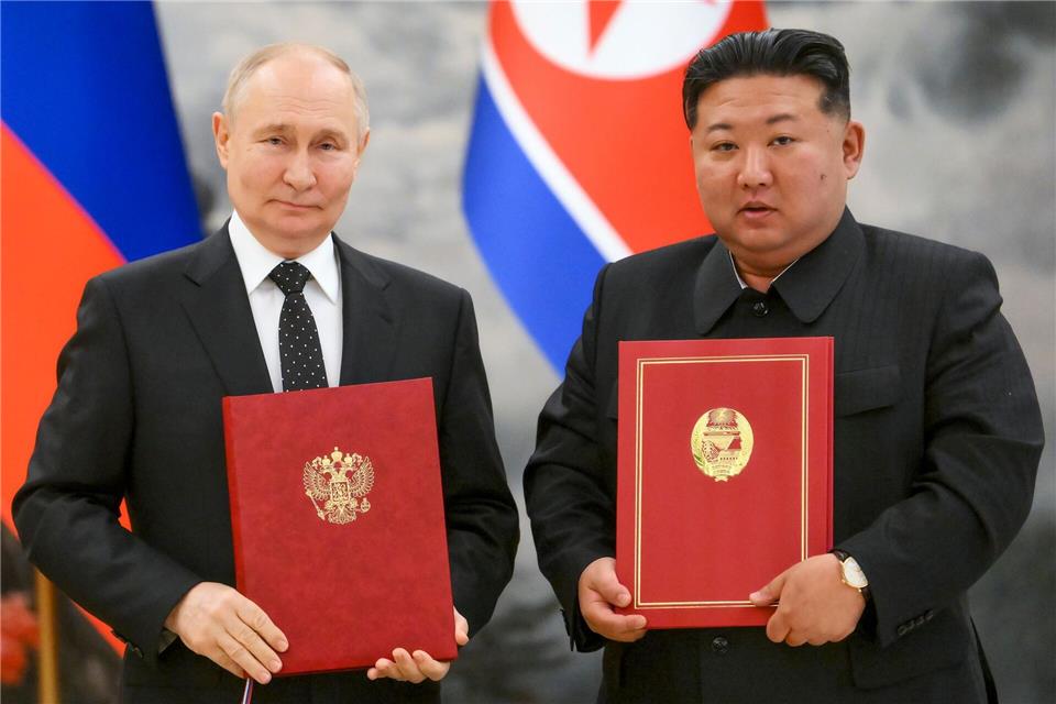 Nordkoreas Machthaber Kim Jong Un ist im vergangenen Jahr eine für das Land beispiellose Militärkooperation mit Russland eingegangen. (Archivfoto)Kristina Kormilitsyna/Pool Sputnik Kremlin/AP/dpa
