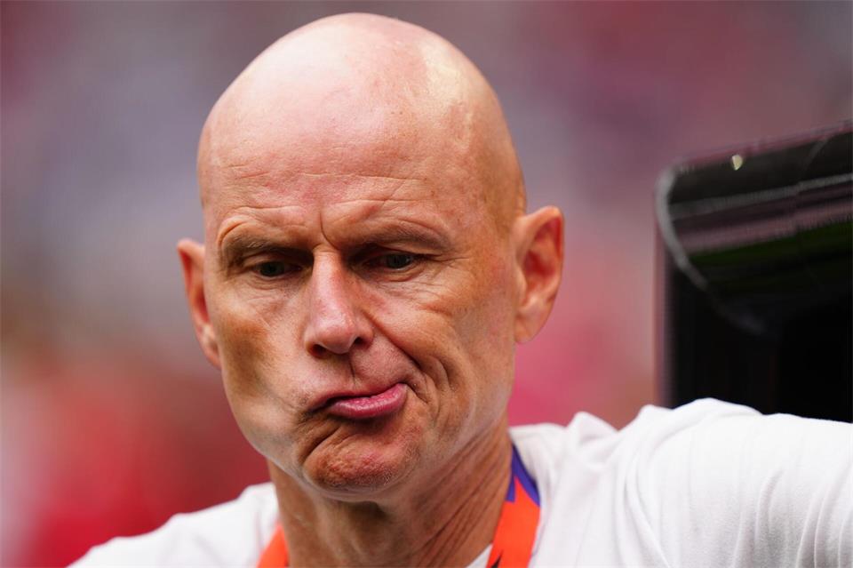 Norwegens Nationaltrainer Stale Solbakken prophezeit dem BVB in Bodö ein kompliziertes Spiel. (Archivbild)Bradley Collyer/PA Wire/dpa