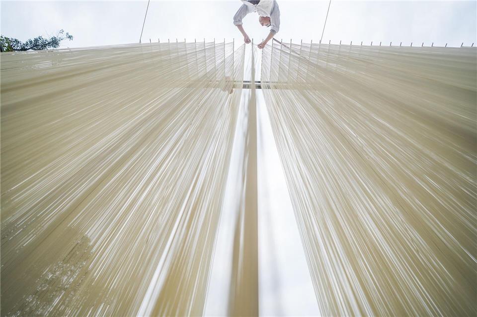 Nudelproduktion in ChinaLuo Dafu/XinHua/dpa