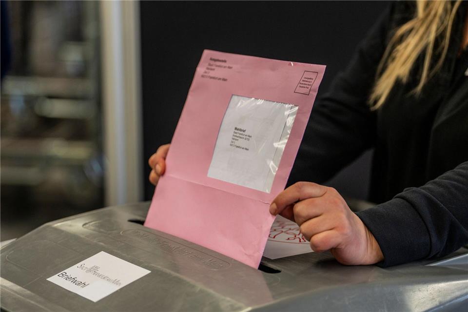 Nur alle fünf Jahre gibt es in Hessen Kommunalwahlen. (Archivbild)Andreas Arnold/dpa