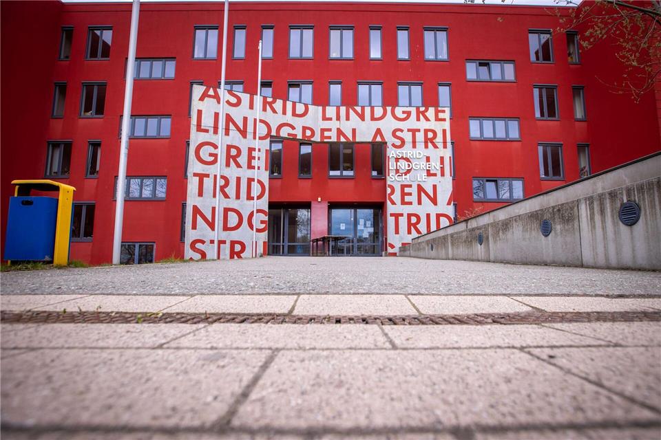 Nur etwa ein Sechstel der Schulen in Deutschland, die den Namen einer historischen Persönlichkeit tragen, sind der Studie zufolge nach Frauen benannt. (Archivbild)Jens B�ttner/dpa-Zentralbild/dp