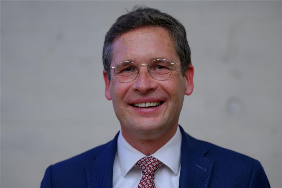 Oberbürgermeister Alexander Vogt und sein Referent gehen getrennte Wege. (Archivbild)Hendrik Schmidt/dpa